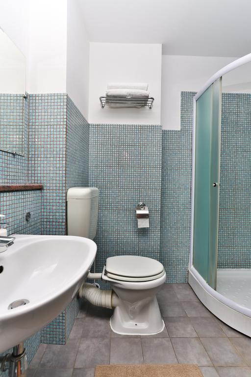 Vatra Accommodation Bucarest Esterno foto