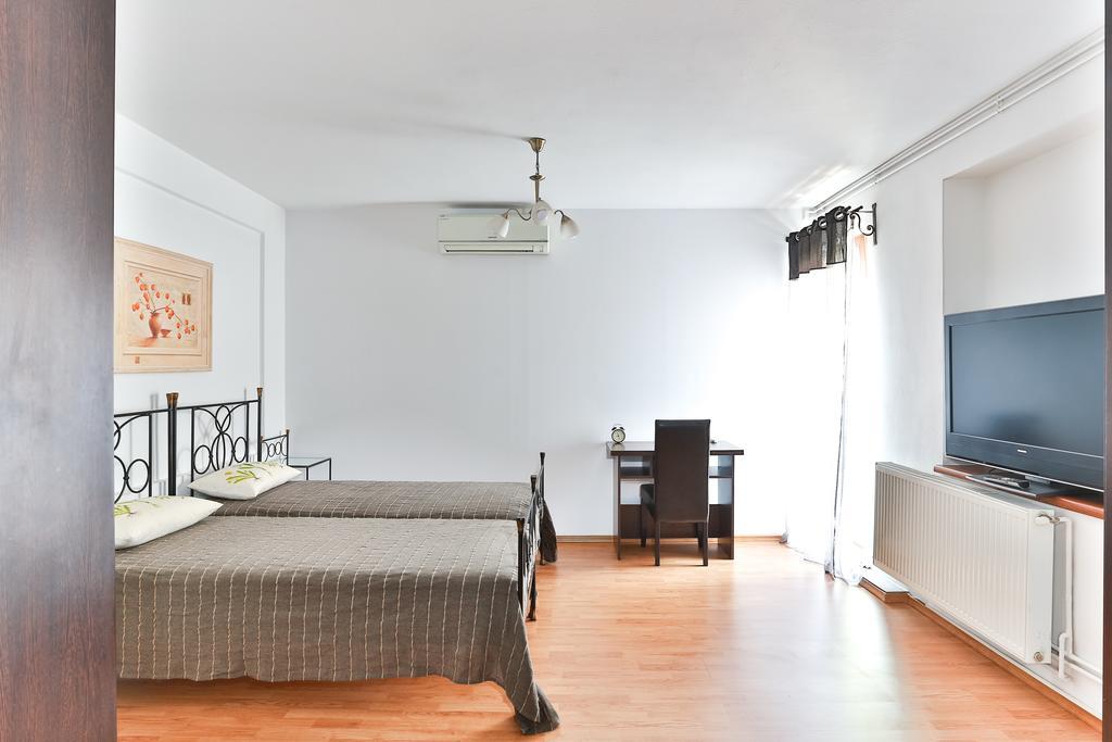 Vatra Accommodation Bucarest Esterno foto