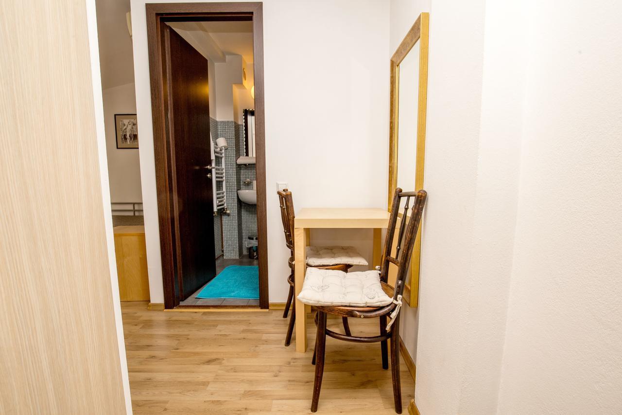 Vatra Accommodation Bucarest Esterno foto