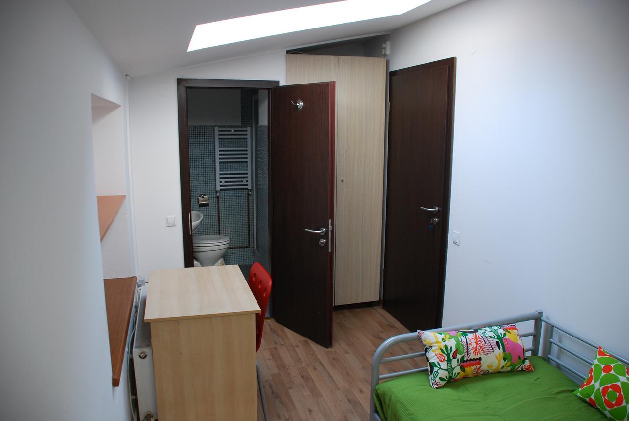 Vatra Accommodation Bucarest Esterno foto